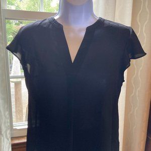 Calvin Klein Women's Essential Light Weight Crepe V-Neck Blouse